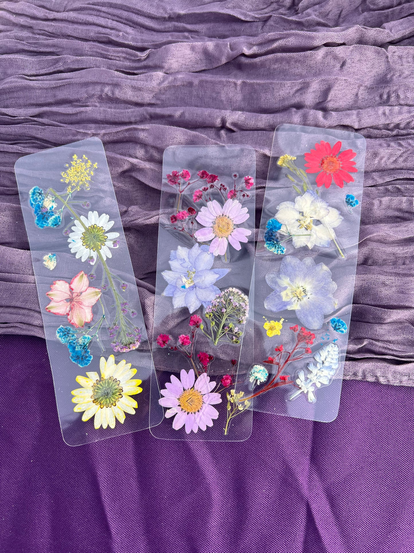 Pressed Flower Bookmark | Real Dried Floral Bookmark | Handmade Botanical Gift | Unique Book Lover Gift | Laminated Flower Bookmark