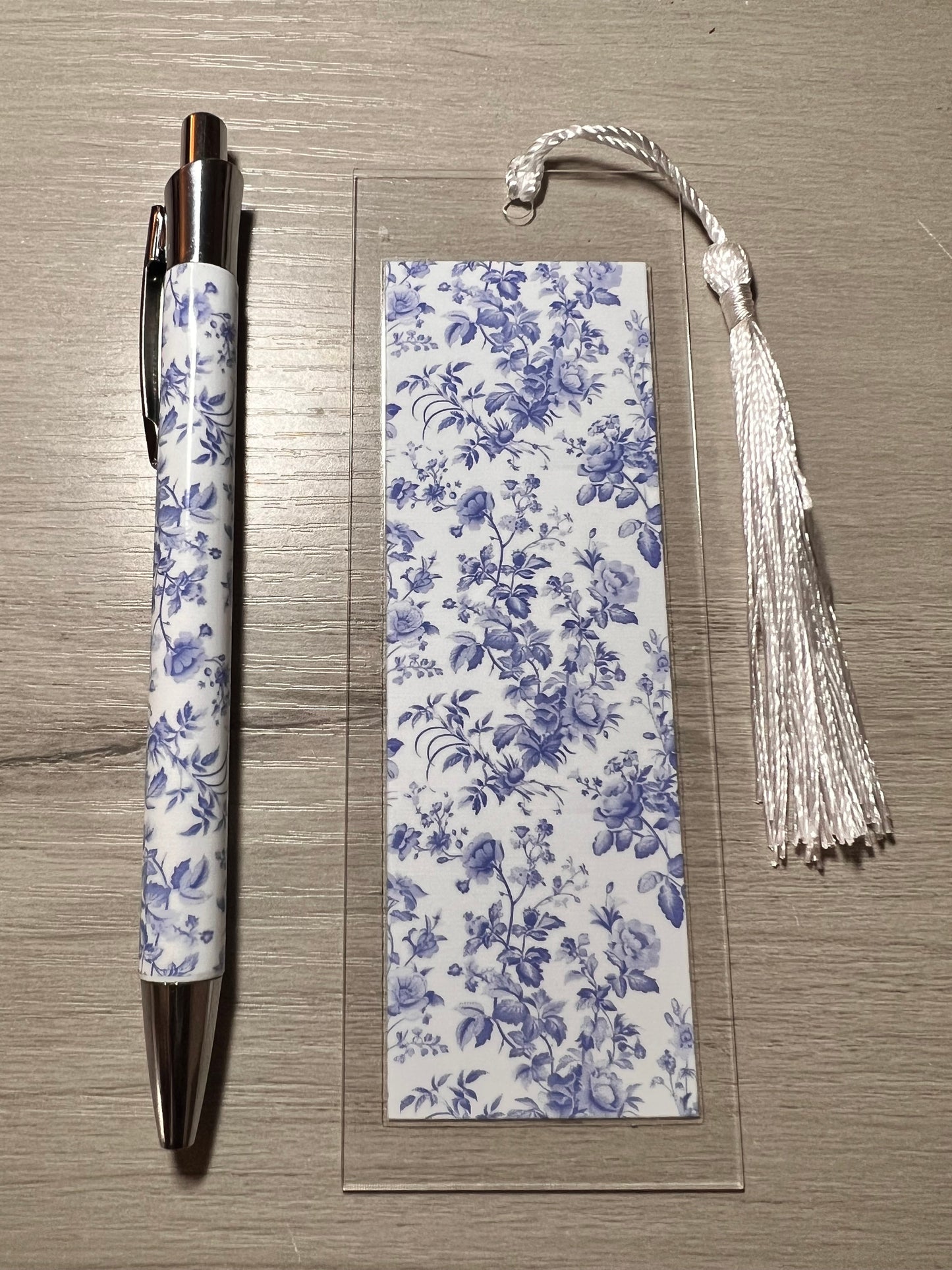 Pen & Bookmark Set
